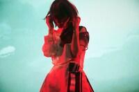 矢川葵（撮影：稲垣謙一）