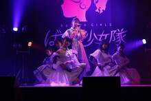 ばってん少女隊「新学期deshite」の様子。（提供：BATTEN Records ）