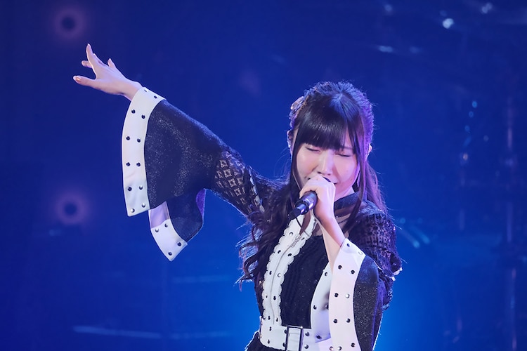 鈴木愛奈 夢を胸に旅立った故郷 千歳に凱旋 ずっとここに戻ってきたいな ライブレポート 写真14枚 音楽ナタリー