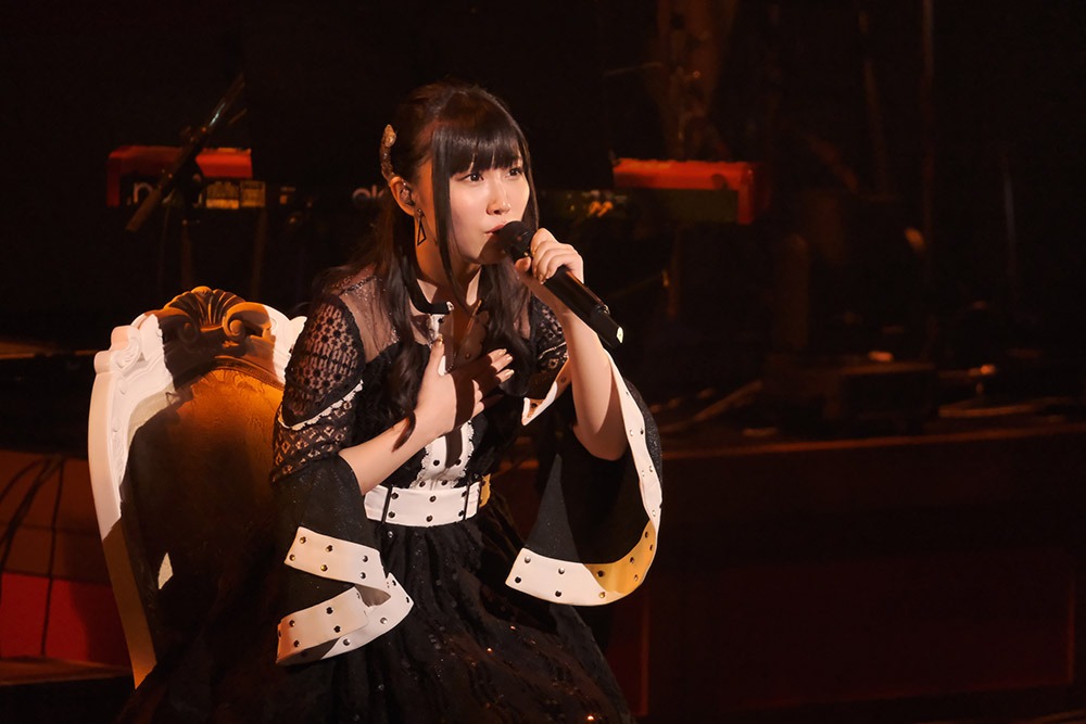 鈴木愛奈