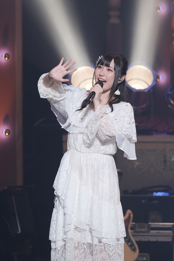 鈴木愛奈