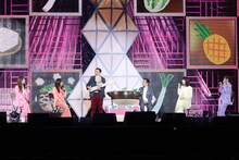 中川家と“お父さんエピソード”で盛り上がるももいろクローバーZ。（写真提供：ニッポン放送）