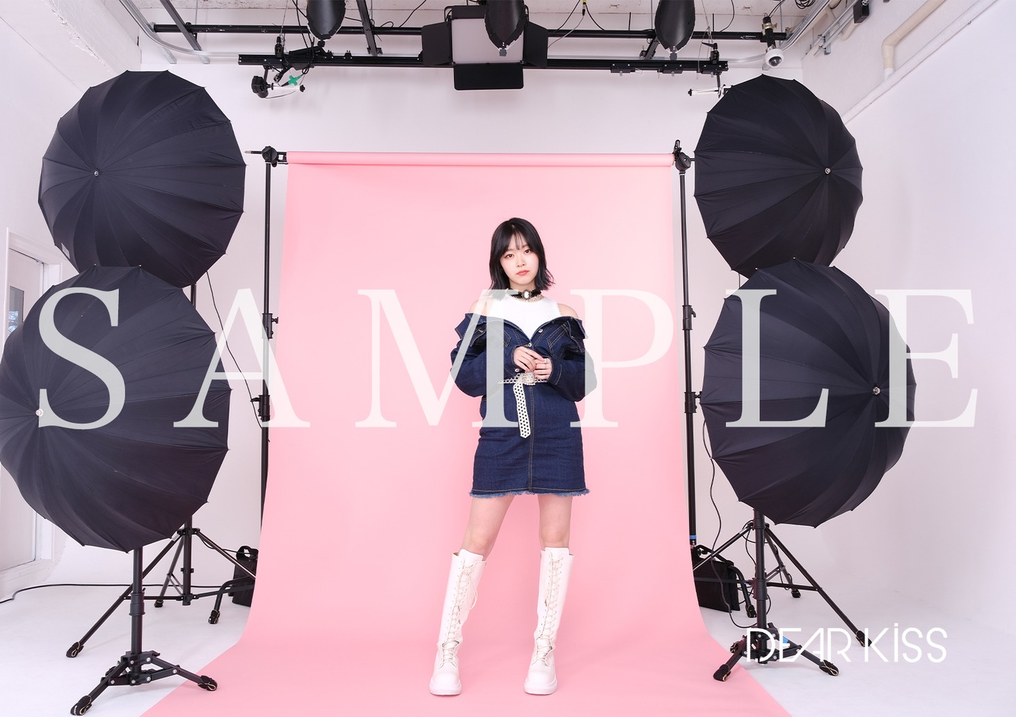 DEAR KISS「ダンスはキスのように、キスはダンスのように」ビクターオンラインショップ購入特典のオリジナルブロマイド。