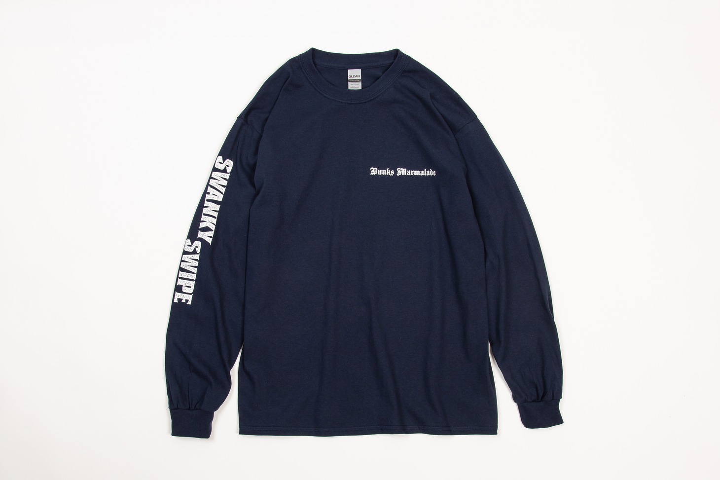 SWANKY SWIPEのロングスリーブTシャツ。