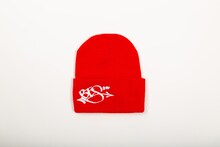 BESのニットキャップ。