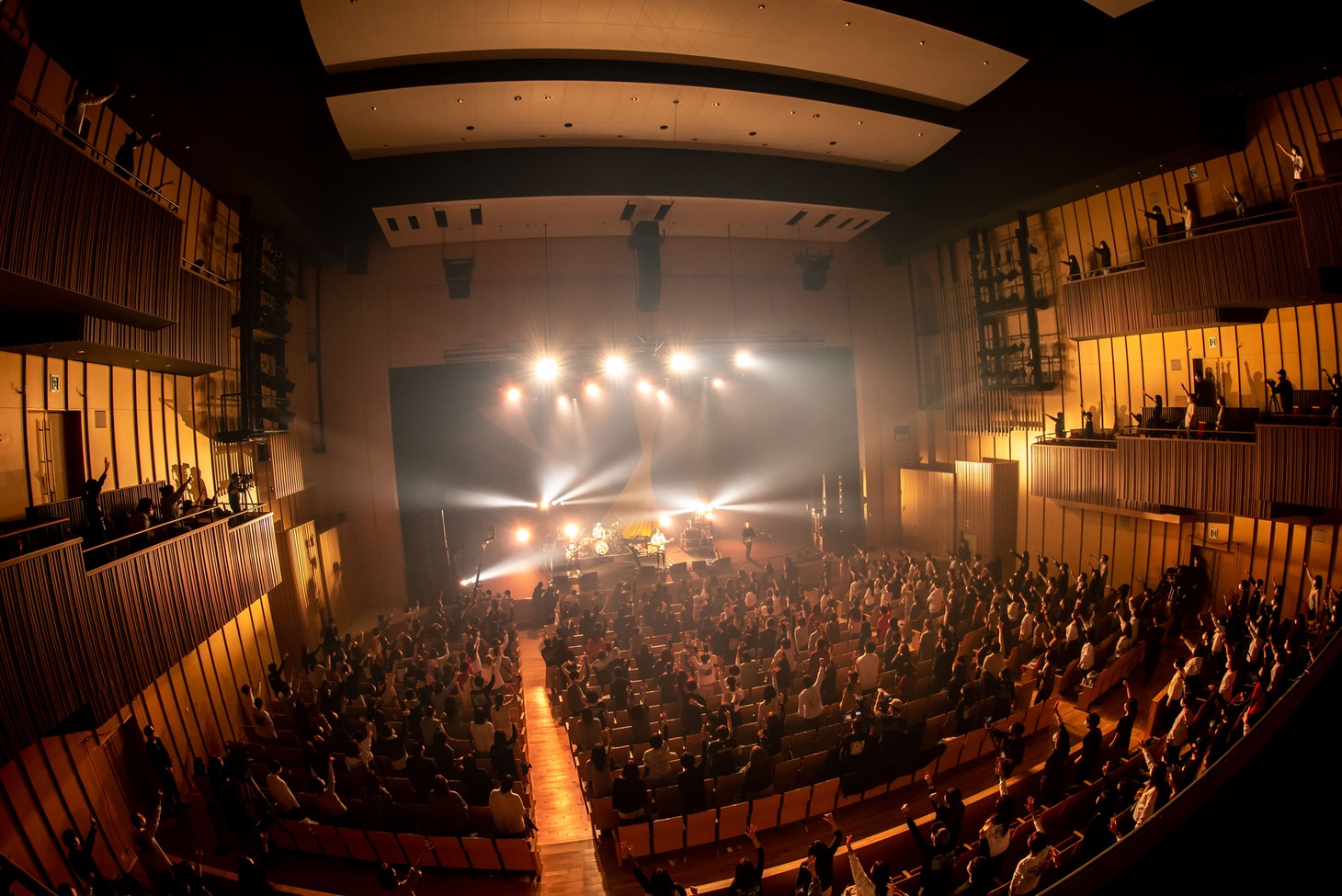 ストレイテナーのライブ風景。