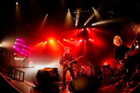 「THE PINBALLS Live Tour 2021 "millions of memories"」東京・TSUTAYA O-EAST公演の様子。（撮影：白石達也）