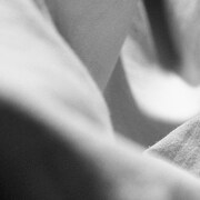 カネコアヤノ、新作「よすが」の収録曲を弾き語りで再録音