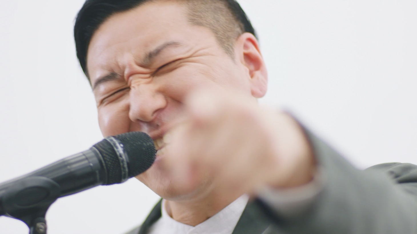 「進研ゼミ」特別応援CM「進め！小中高生」編より。