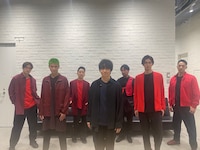 三浦大知（中央）