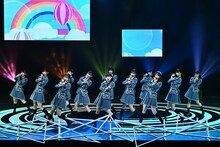 パフォーマンスを披露する≠ME。(c)TBS