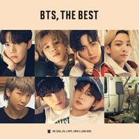 人気画像2位は「『BTS, THE BEST』ジャケット7種一挙公開、CELINEコーデのビジュアルも」より、BTS「BTS, THE BEST」セブンネット限定盤ジャケット。