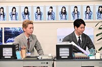 芸能事務所のマネージャーに扮するニューヨーク。(c)TBS