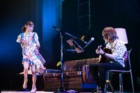 真山りか（左）と三沢崇篤（右）。