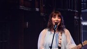 眉村ちあき「飛び出せ！日本元気女歌手ツアー ～ニューヨーク・パリ・ロンドン編～」の様子。