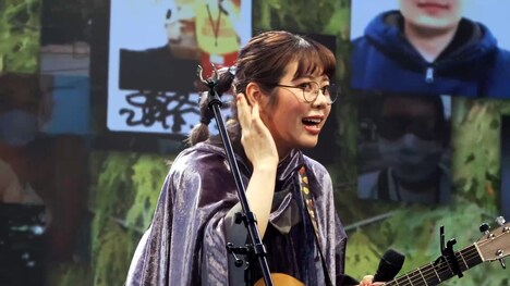 眉村ちあき「飛び出せ！日本元気女歌手ツアー ～ニューヨーク・パリ・ロンドン編～」の様子。