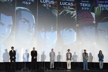 左から片寄涼太、関口メンディー、川村壱馬、吉野北人、世界、砂田将宏。