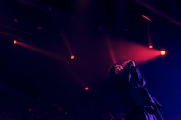 「YUJI NAKADA 10TH ANNIVERSARY SPECIAL LIVE "ALL THE TWILIGHT WANDERERS"」の様子。（撮影：笹原清明）