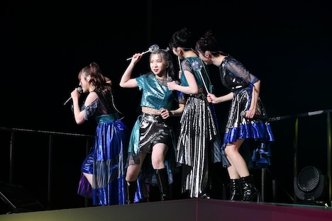 「Little Glee Monster Arena Tour 2021 "Dearest ∞ Future"」さいたまスーパーアリーナ公演の様子。（Photo by Yusuke Satou）