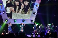 「Little Glee Monster Arena Tour 2021 "Dearest ∞ Future"」さいたまスーパーアリーナ公演の様子。（Photo by Yusuke Satou）