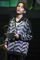 関哲汰演じる山浦孝之。