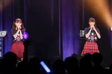 左から白浜あや、青山菜花。（撮影：笹森健一）