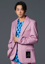 澤本夏輝（FANTASTICS from EXILE TRIBE）