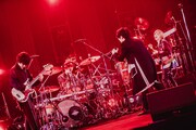 Official髭男dism「Official髭男dism FC Tour Vol.2 - The Blooming Universe ONLINE -」の様子。（Photo by TAKAHIRO TAKINAMI）