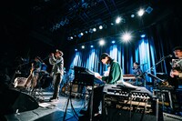 「WWW 10th Anniversary cero × 折坂悠太」の様子。（Photo by Ray Otabe）