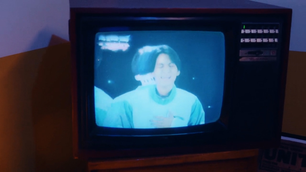 Nulbarich「A NEW DAY feat. Phum Viphurit」MVより。