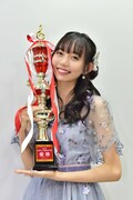 「第1回AKB48グループ歌唱力No.1決定戦」優勝時の野島樺乃。 (c)2021 Zest,Inc