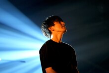 「渋谷すばる ONLINE LIVE 2021『NEED』」の様子。（撮影：伊藤岳）