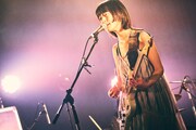 塩塚モエカ（Vo, G / 羊文学）（Photo by Tetsuya Yamakawa）
