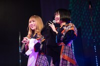 左から藤井エリカ、西脇朱音。