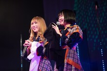 左から藤井エリカ、西脇朱音。