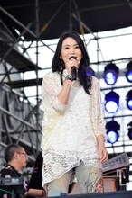 竹内まりや（写真提供：SPACE SHOWER SWEET LOVE SHOWER 2012）