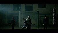 アーバンギャルド「君は億万画素」ミュージックビデオのワンシーン。