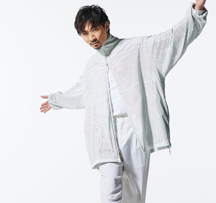 Exile Makidaiが Oceans レギュラーモデルに カッコよくて楽な服 探す連載もスタート 音楽ナタリー Exile Makidaiが Oceans レギュラーモデルに カッコよくて楽な服 探す連載もスタート 音楽ナタリー
