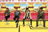 左から堀内健、河野純喜、佐藤景瑚、鶴房汐恩。(c)フジテレビ