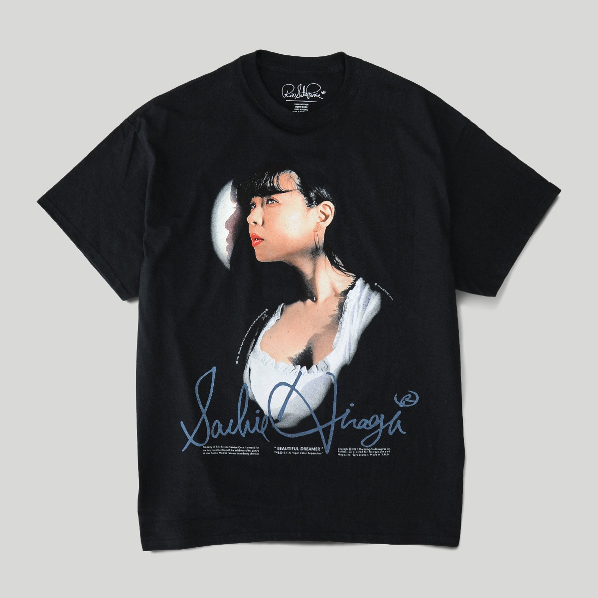 平賀さち枝とRIE SATO PARISのコラボTシャツ。