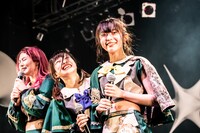 左からレーレ、ナーナナラ、ブラジル。（撮影：Masayo）