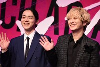 左から菅田将暉、Fukase（SEKAI NO OWARI）。