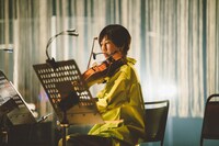 手島絵里子（Violin）（撮影：後藤武浩）