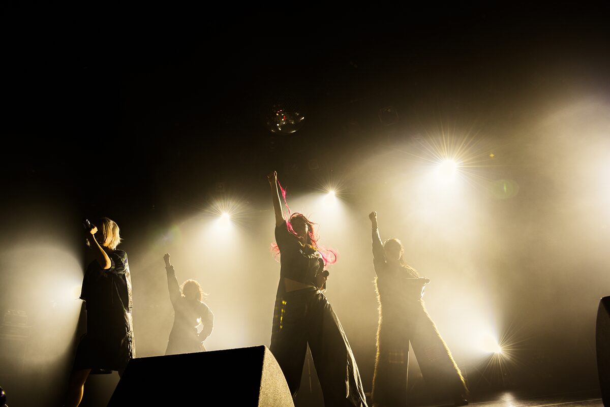 Piggsは強いぞ負けないぞ ツアーファイナルで力強く宣言 がむしゃらに戦い続けます ライブレポート 写真13枚 音楽ナタリー