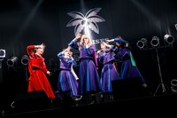 PARADISES（Photo by sotobayashi kenta）