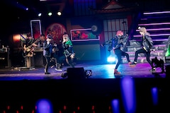 浦島坂田船 花魁 をテーマに艶やかなパフォーマンスで魅せた春ツアーファイナル ライブレポート 写真18枚 音楽ナタリー