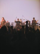 「SPARK!!SOUND!!SHOW!! 2021 TOUR "HAPPY BIRTH DIE"」最終公演の様子。