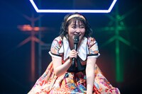 ライブスケジュールを間違えて発表してしまい謝罪する柏木ひなた。