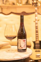 明希（シド）オリジナルワイン「Aquarelle」イメージ