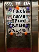 「Task have Fun 配信になっちゃったけどGo Task 5!!! みんなで一緒にお祝いしよう!!!!!」配信会場の様子。（撮影：林晋介）